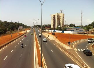 Guinée : La Banque africaine de développement octroie 79 millions de dollars au titre de prêts pour les transports et l’environnement et de don d’urgence