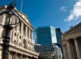 Gouvernance économique :L’ignorance du changement climatique pourrait ébranler le système financier mondial, avertissent 36 banques centrales