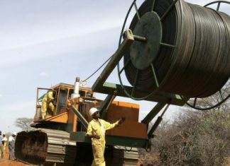 Infrastructures : l’AFD et la Banque mondiale débloquent 105 millions de dollars pour des projets d’électrification en Guinée