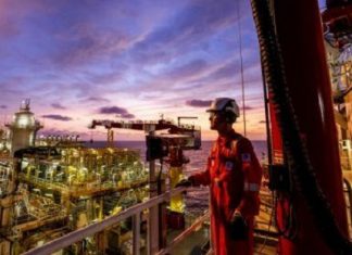 Angola : Total acquiert des intérêts dans les blocs offshores 20/11 et 21/09 pour 400 millions de dollars