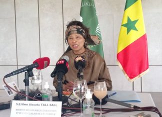 BILAN A MI-PARCOURS A L’UNION AFRICAINE : Création d’une agence de notation africaine, Souveraineté vaccinale, l’adhésion de l’Afrique au G20, ces trois axes prioritaires de Macky Sall