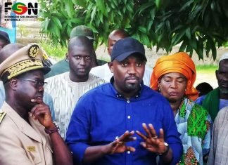 VISITE A YENNE, SANGALKAM, YEUMBEUL ET CAMBERENE : Samba Ndiobène Ka appuie les sinistrés en vivres et matériaux de construction