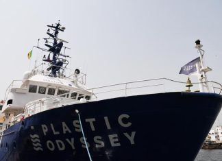 LUTTE CONTRE LA POLLUTION PLASTIQUE : L’expédition Plastic Odyssey fait escale à Dakar pour un mois